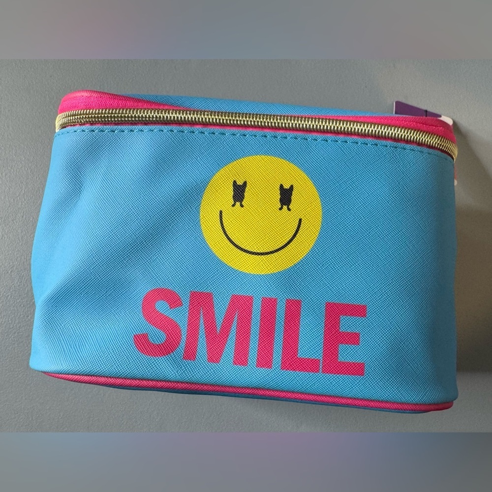 French bull Blue and Pink Smile Cosmetic train case cosmetic Bag